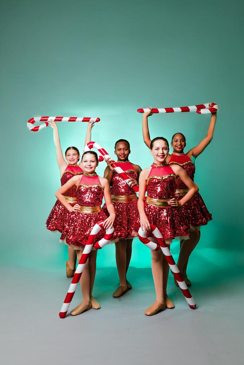 Dance performance group